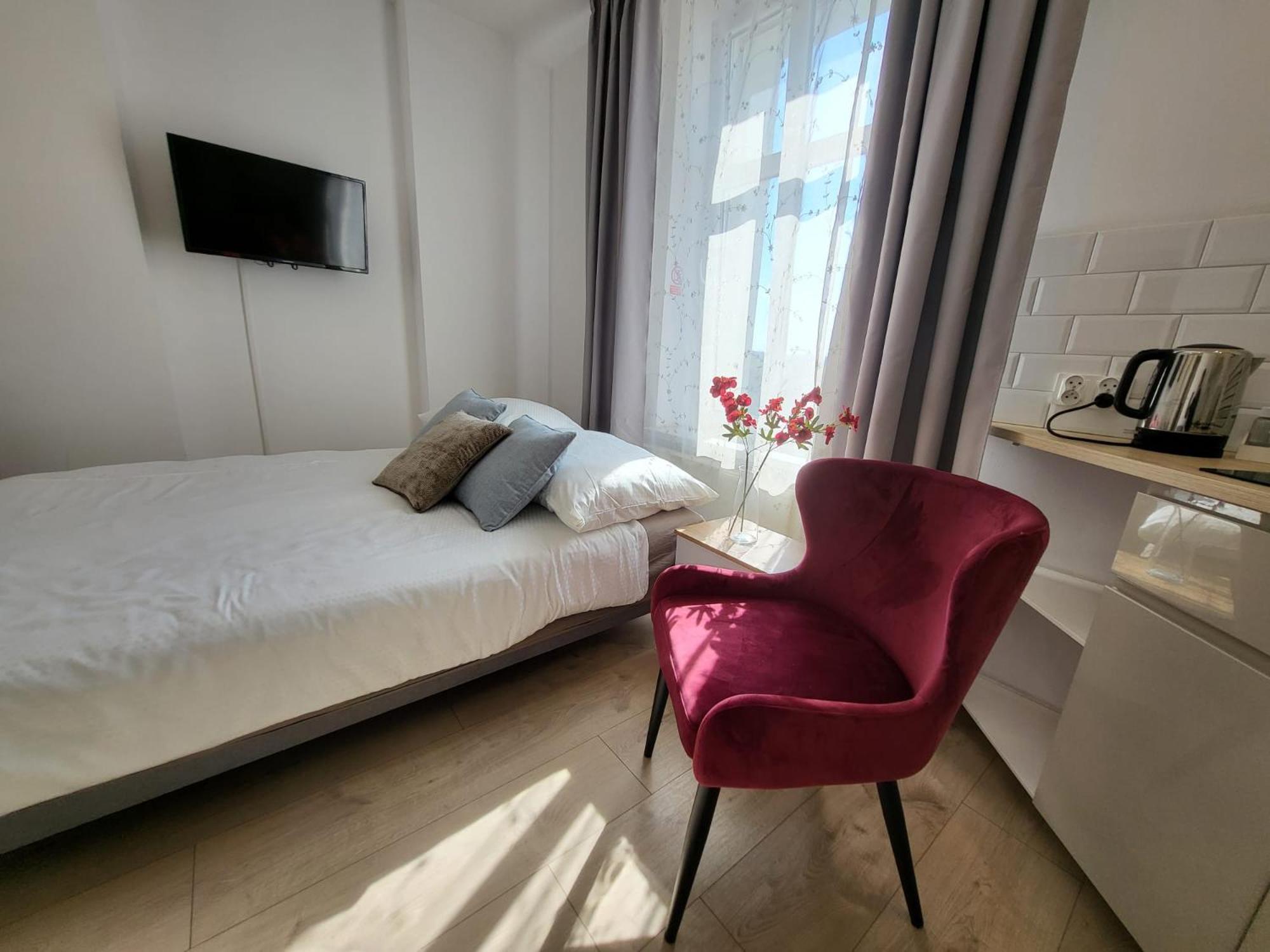 - 6 Apartment *